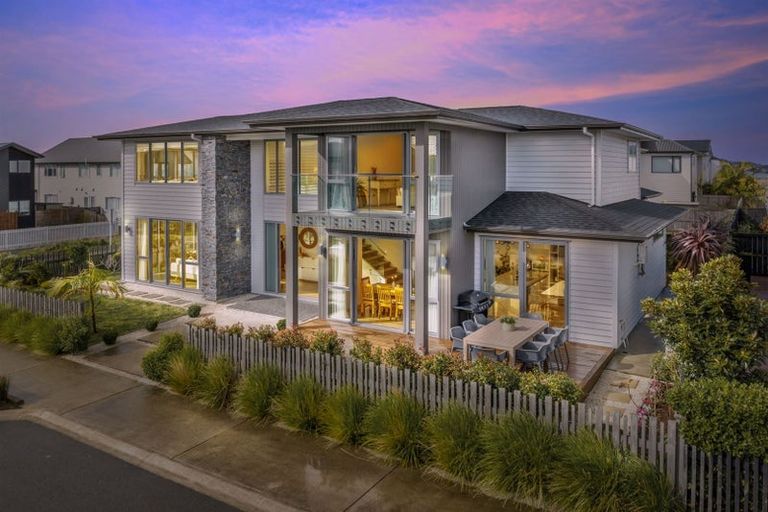 Photo of property in 1 Habitat Place, Hobsonville, Auckland, 0616