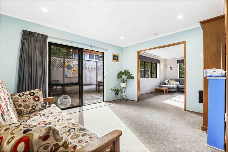 Photo of property in 16 Houhere Place, Pukete, Hamilton, 3200