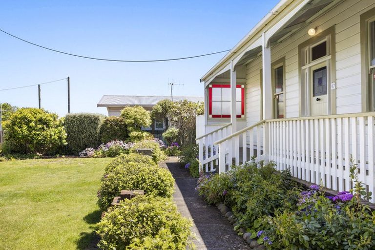 Photo of property in 47 Patu-kukupa Street, Manaia, 4612
