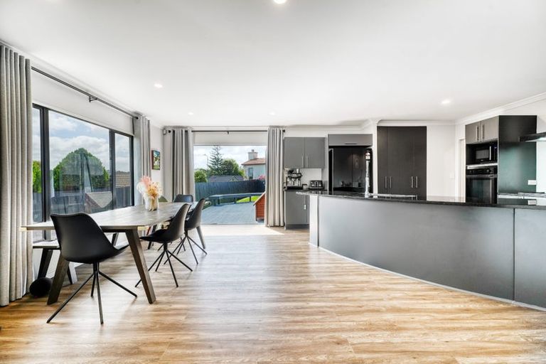 Photo of property in 5 Phoenicia Court, The Gardens, Auckland, 2105