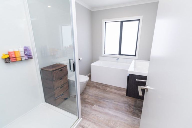 Photo of property in 100 Atkinson Avenue, Otaki Beach, Otaki, 5512