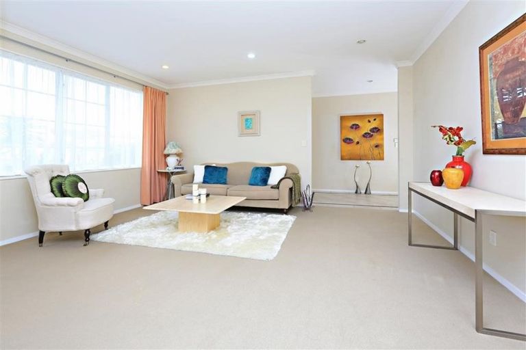 Photo of property in 69 Middlefield Drive, East Tamaki Heights, Auckland, 2016
