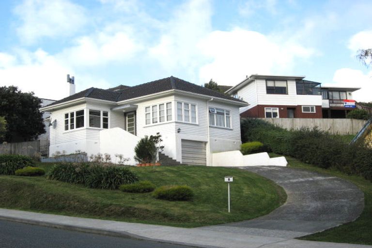 Photo of property in 4 David Crescent, Karori, Wellington, 6012