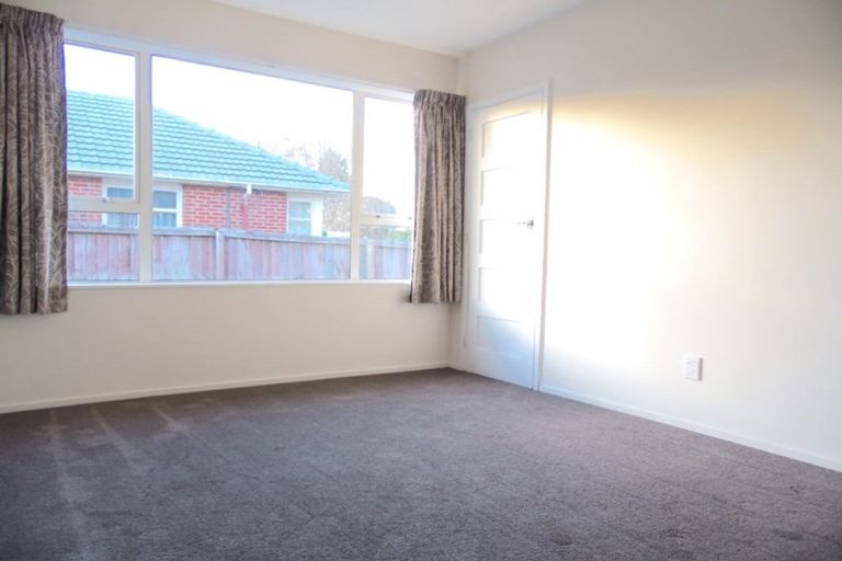 Photo of property in 15 Ballantyne Avenue, Upper Riccarton, Christchurch, 8041