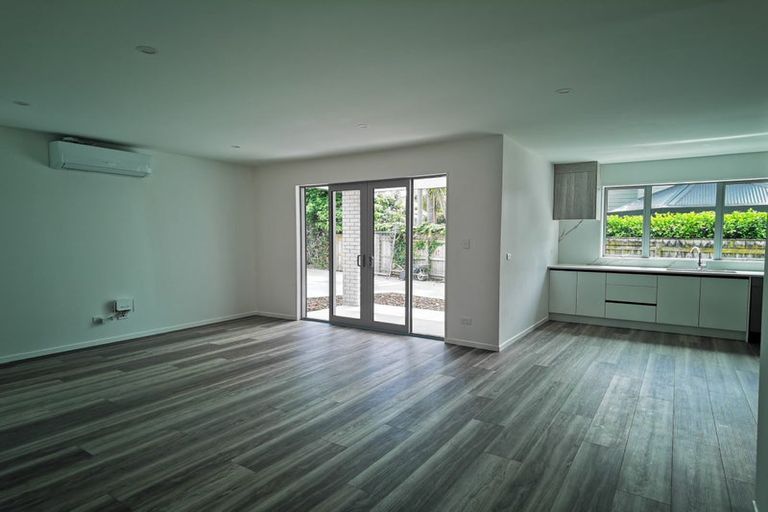 Photo of property in 25b Lillian Place, Orewa, 0931