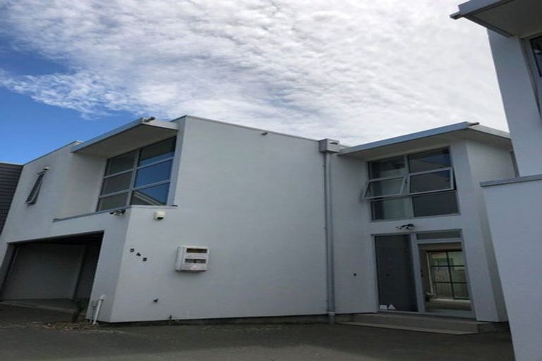 Photo of property in 545 Barbadoes Street, Edgeware, Christchurch, 8013