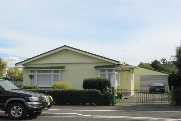 Photo of property in 47 Osborne Street, Waltham, Christchurch, 8011