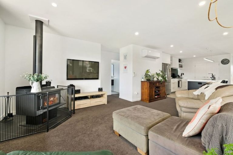 Photo of property in 4 Mallard Street, Albert Town, Wanaka, 9305