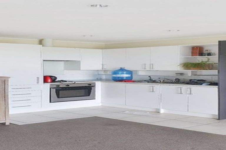 Photo of property in 9/15 Bishop Lenihan Place, East Tamaki, Auckland, 2013