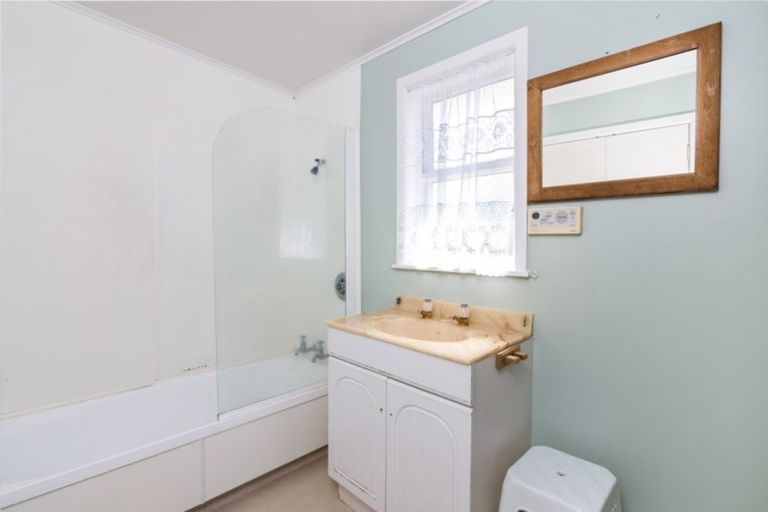 Photo of property in 18 Rahui Road, Taupo, 3330