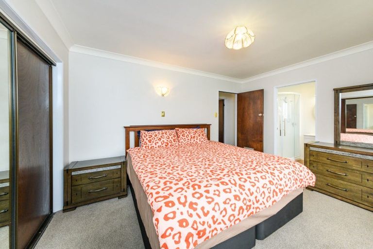 Photo of property in 49 Rennie Avenue, Milson, Palmerston North, 4414