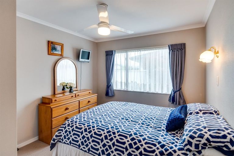 Photo of property in 28 Balmoral Street, Taradale, Napier, 4112