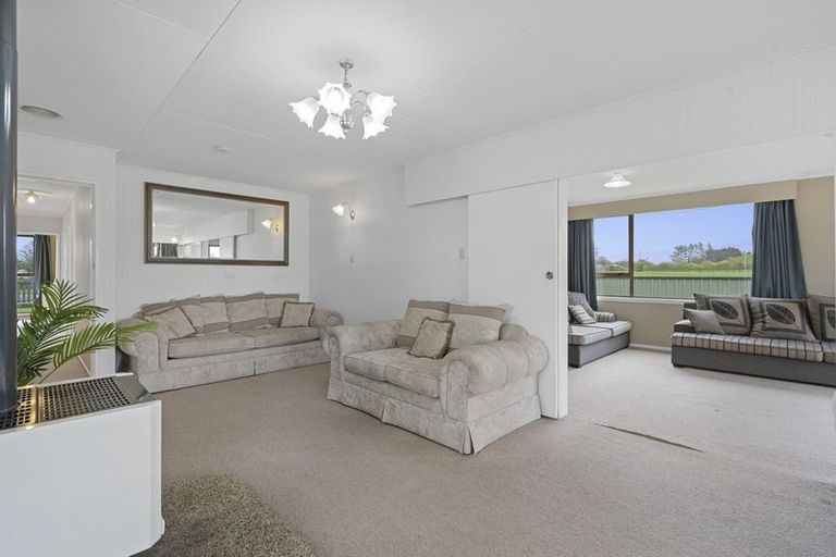 Photo of property in 12 Denmark Terrace, Midhirst, Stratford, 4394