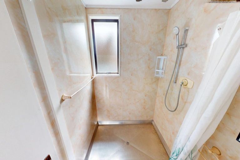 Photo of property in 21 Hereford Street, Marton, 4710