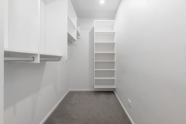 Photo of property in 81 Hokioi Drive, Kenepuru, Porirua, 5022