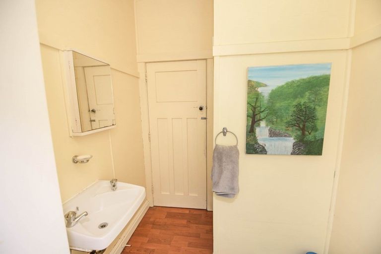 Photo of property in 1102 Saint Aubyn Street East, Parkvale, Hastings, 4122