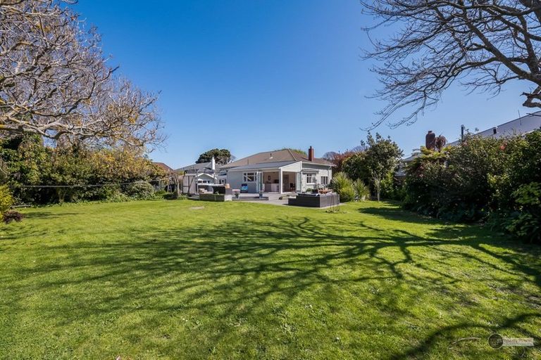 Photo of property in 20 Hautana Square, Woburn, Lower Hutt, 5010