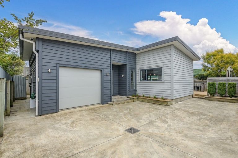 Photo of property in 30a Aberdeen Avenue, Takaro, Palmerston North, 4412