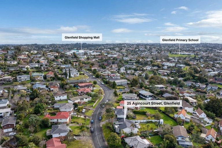 Photo of property in 25 Agincourt Street, Glenfield, Auckland, 0629