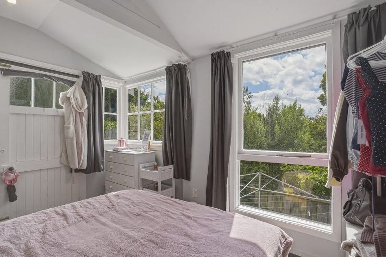 Photo of property in 18 Lachlan Avenue, North Dunedin, Dunedin, 9016