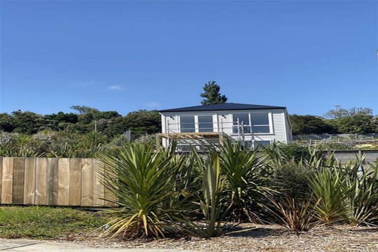 Photo of property in 8 Puhakehake Place, Flat Bush, Auckland, 2019