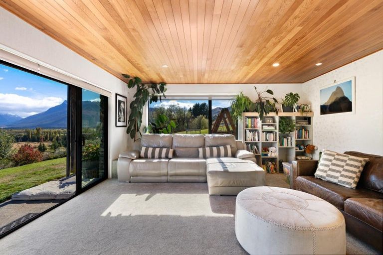 Photo of property in 46c Rees Valley Road, Glenorchy, 9372