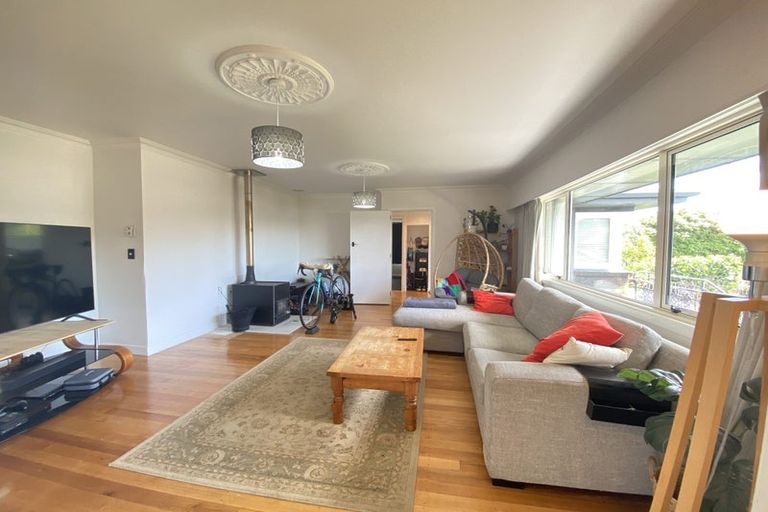 Photo of property in 242 Ngatai Road, Otumoetai, Tauranga, 3110