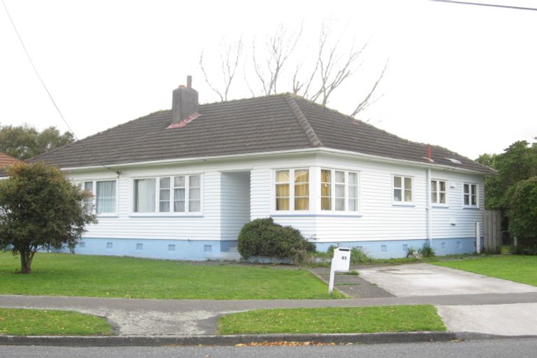 Photo of property in 39 Roberts Street, Epuni, Lower Hutt, 5011
