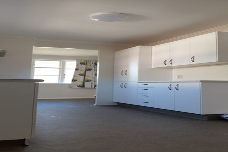 Photo of property in 1/50 Dyer Street, Epuni, Lower Hutt, 5011