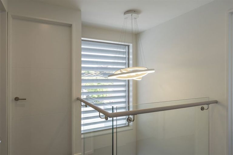 Photo of property in 2 Jacksons Road, Merivale, Christchurch, 8014