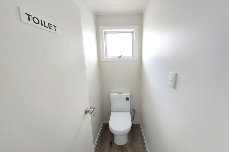 Photo of property in 11 Gambare Place, Wattle Downs, Auckland, 2103