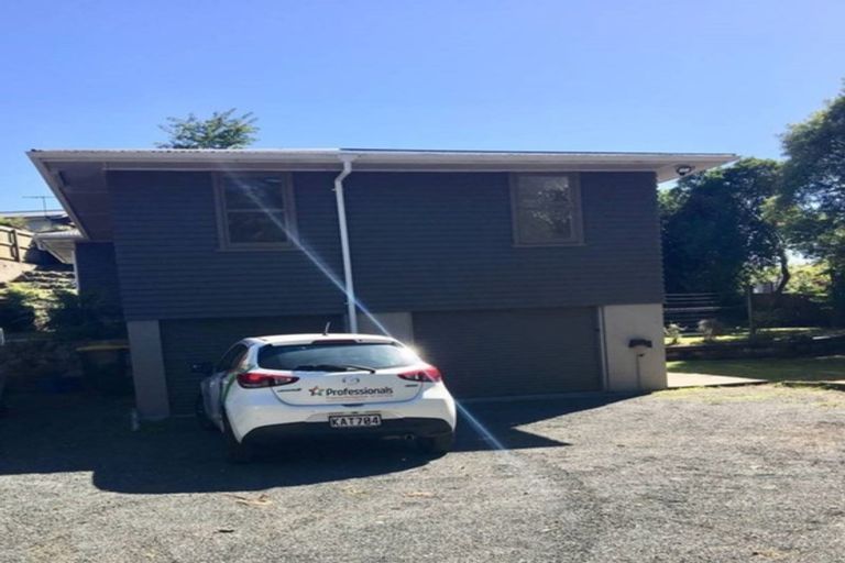 Photo of property in 8a Wharepaina Crescent, Springfield, Rotorua, 3015