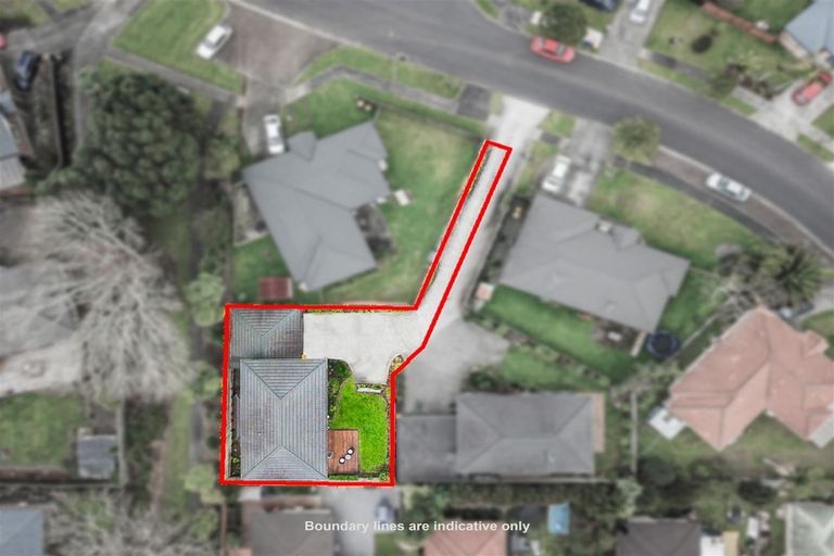 Photo of property in 8b Greenberry Drive, Ranui, Auckland, 0612