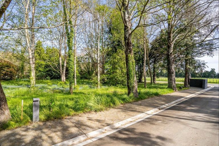 Photo of property in 2 Woodlands Way, Greytown, 5712