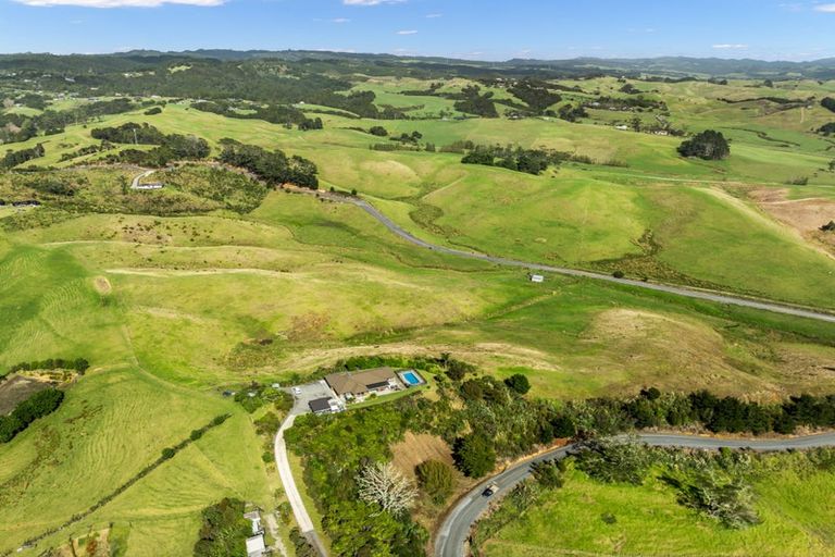 Photo of property in 50 Waionehu Road, Waipu, 0582