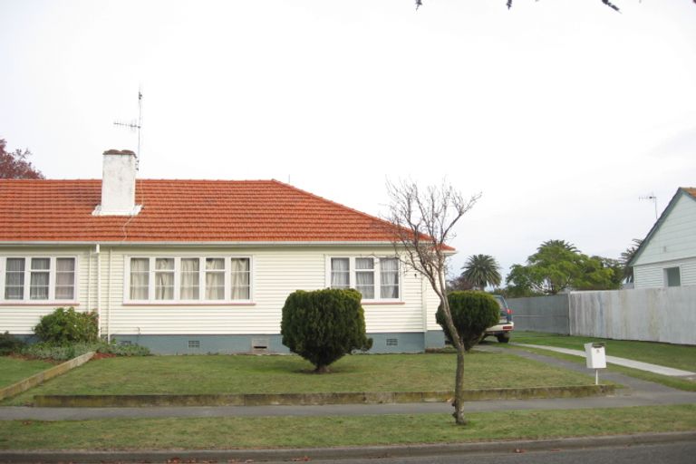 Photo of property in 3-5 Russell Road, Marewa, Napier, 4110