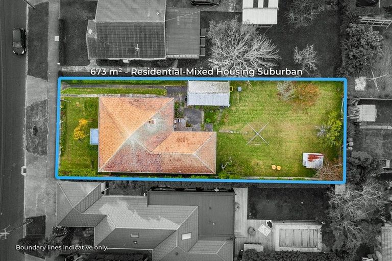 Photo of property in 51 Moa Road, Point Chevalier, Auckland, 1022