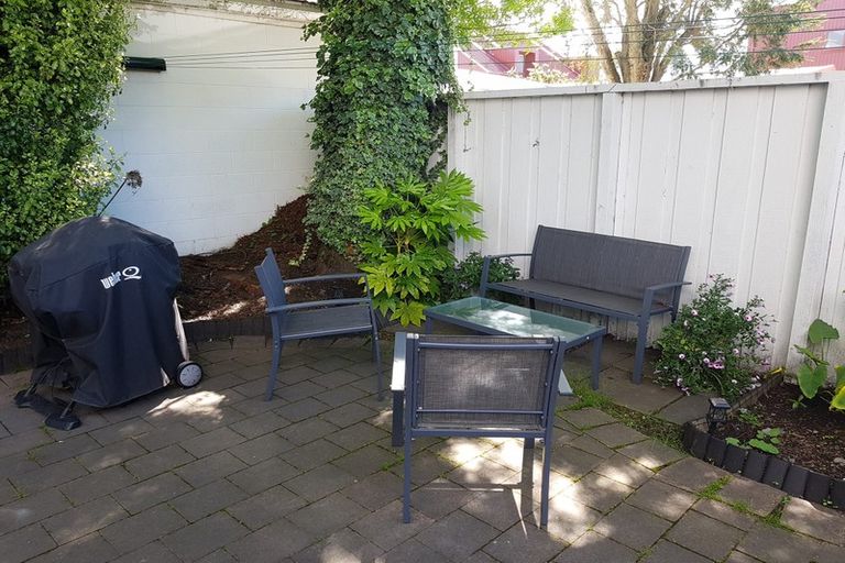 Photo of property in 2/7 Beveridge Street, Christchurch Central, Christchurch, 8013