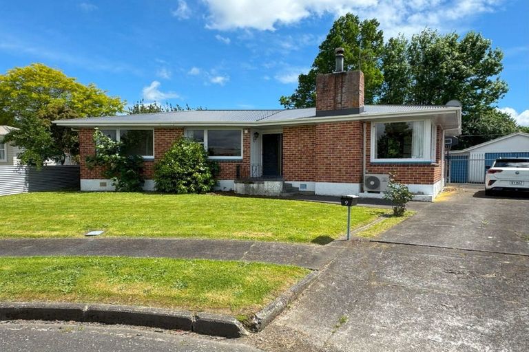 Photo of property in 9 Viscount Place, West End, Palmerston North, 4412