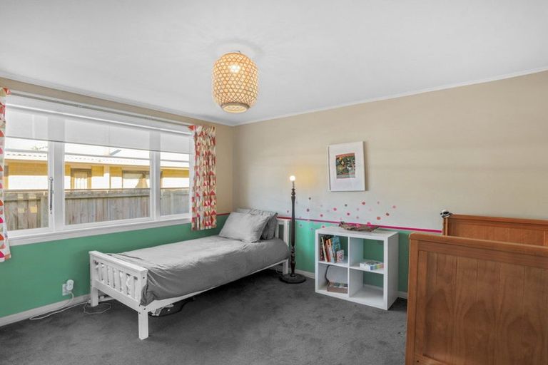 Photo of property in 29 Beach Road, North New Brighton, Christchurch, 8083