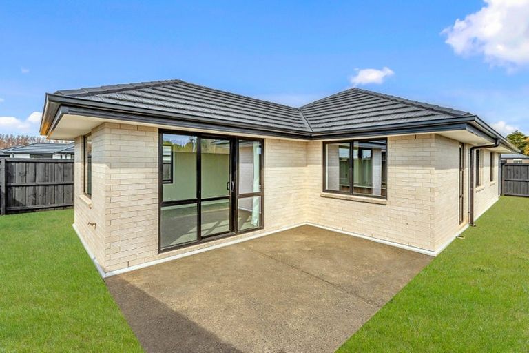 Photo of property in 3 Oakmill Drive, Casebrook, 8051