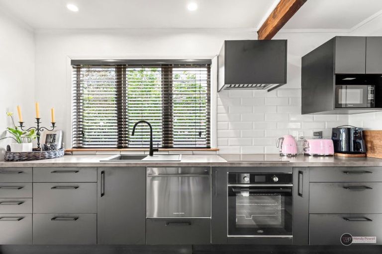 Photo of property in 12 Rimu Street, Wallaceville, Upper Hutt, 5018