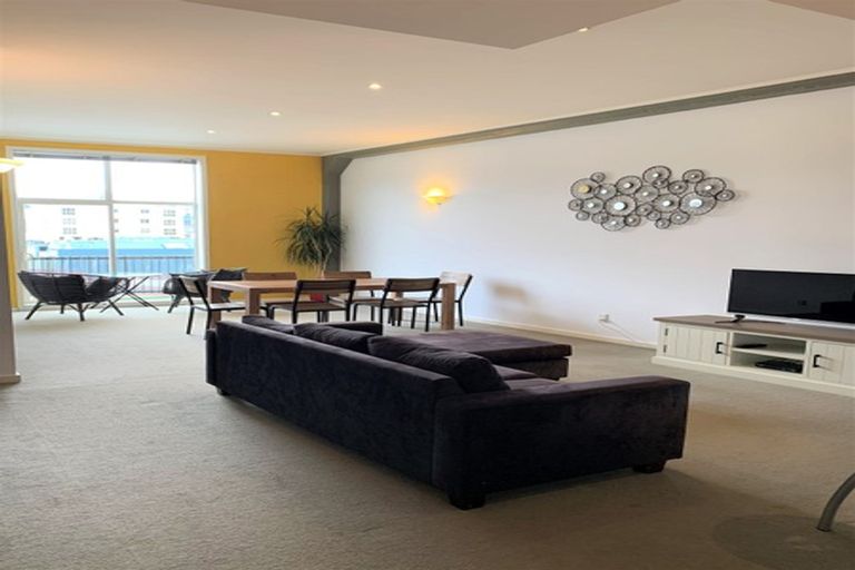 Photo of property in 12/37 Majoribanks Street, Mount Victoria, Wellington, 6011