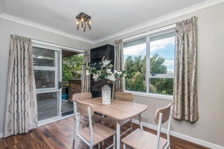 Photo of property in 11 Kimball Place, Johnsonville, Wellington, 6037