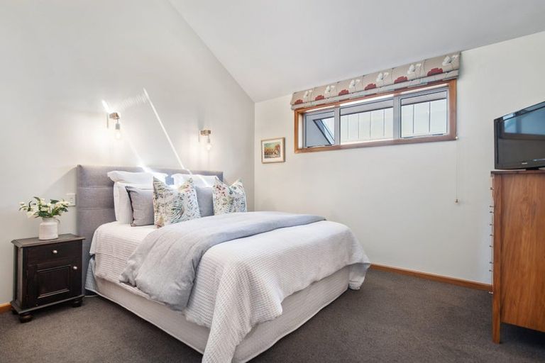 Photo of property in 107 Tomes Road, St Albans, Christchurch, 8052