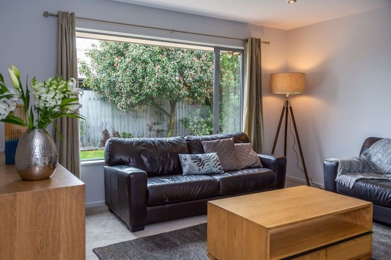 Photo of property in 6 James Drive, Woodend, 7610