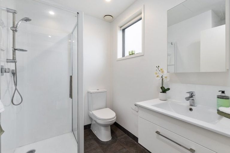 Photo of property in 6/160c Hobsonville Point Road, Hobsonville, Auckland, 0616