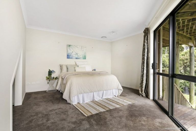 Photo of property in 36 Chesterton Street, Johnsonville, Wellington, 6037
