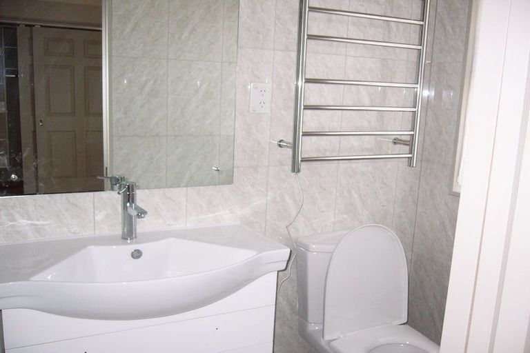 Photo of property in 20 Opal Avenue, Pakuranga, Auckland, 2010