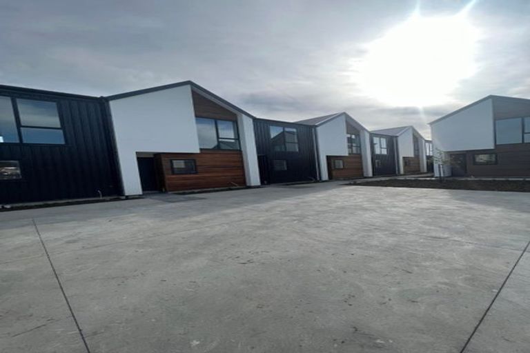 Photo of property in 15/27 New Brighton Road, Shirley, Christchurch, 8061